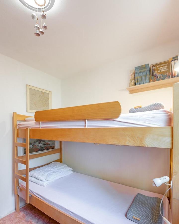 זמברטיה Apartment Ruj מראה חיצוני תמונה
